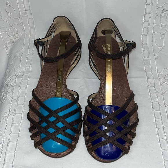 Skechers Leather Strappy Flat Sandals Brown. Womens . S. 8 1/2. - Picture 9 of 11